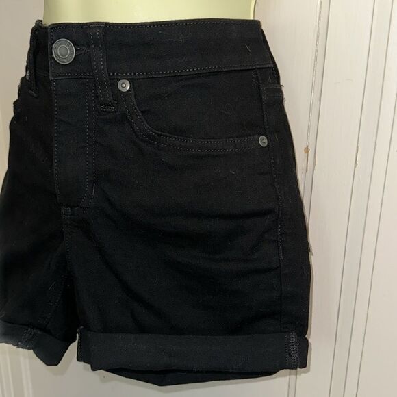 LC Lauren Conrad Black Women's Denim Cuffed Cotton/Polyester/Spandex Shorts - Picture 3 of 7